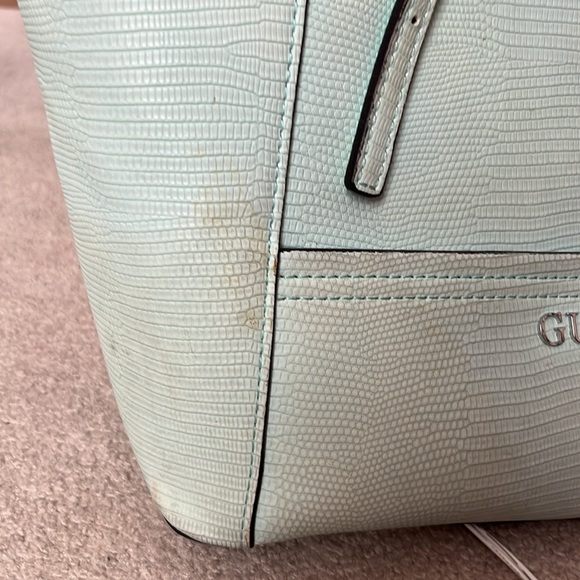 Guess Light Blue Tote Snake Skin - Picture 3 of 3